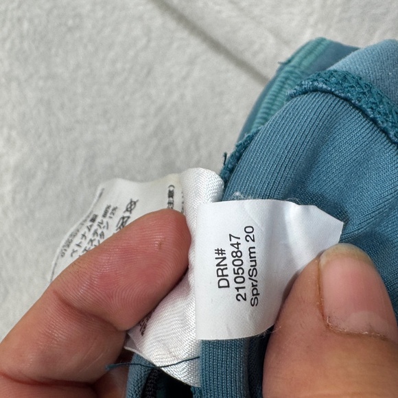 Eddie Bauer Leggings Womens Size Large Turquoise Cropped Athleisure Pockets - Picture 3 of 9